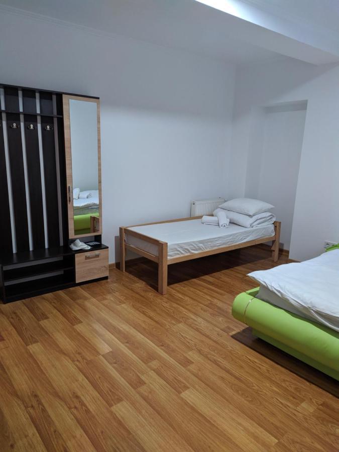 Mirage Ξενοδοχείο Chernivtsi Εξωτερικό φωτογραφία